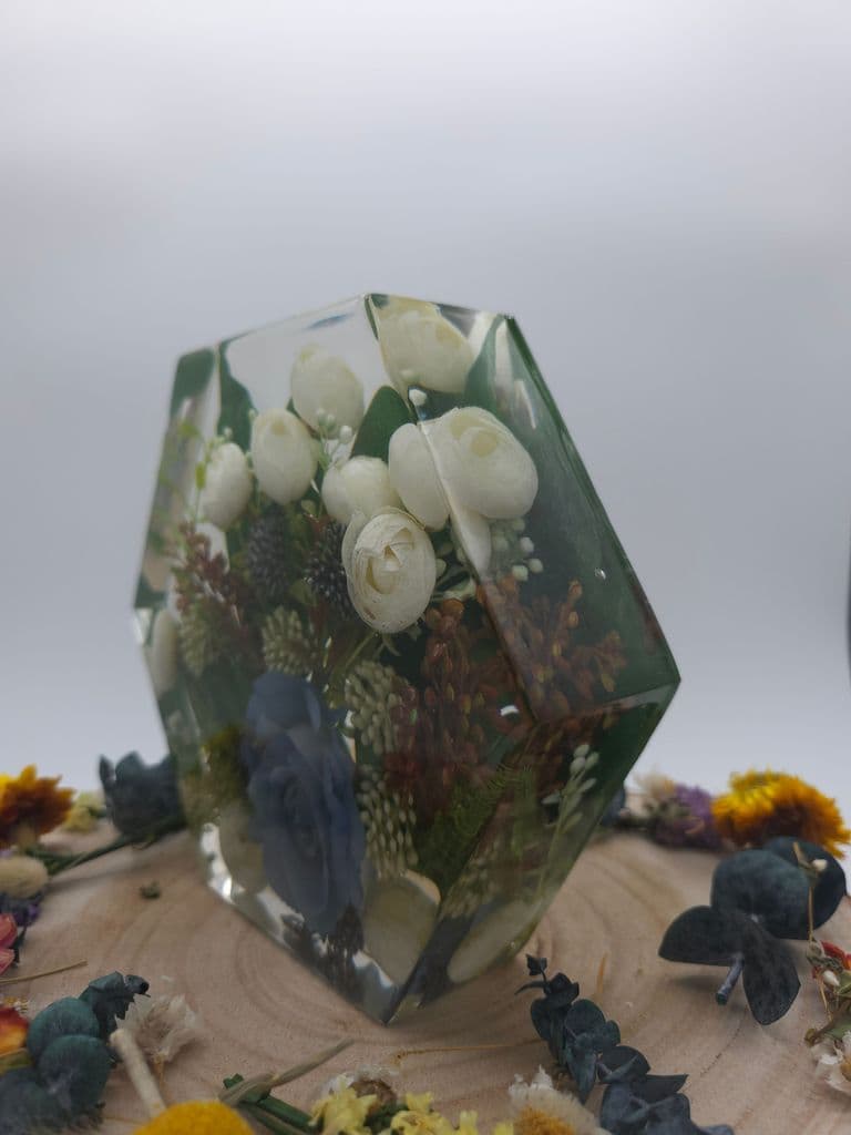 Medium hexagon flower padlock for memorial flowers using faux silk flowers 