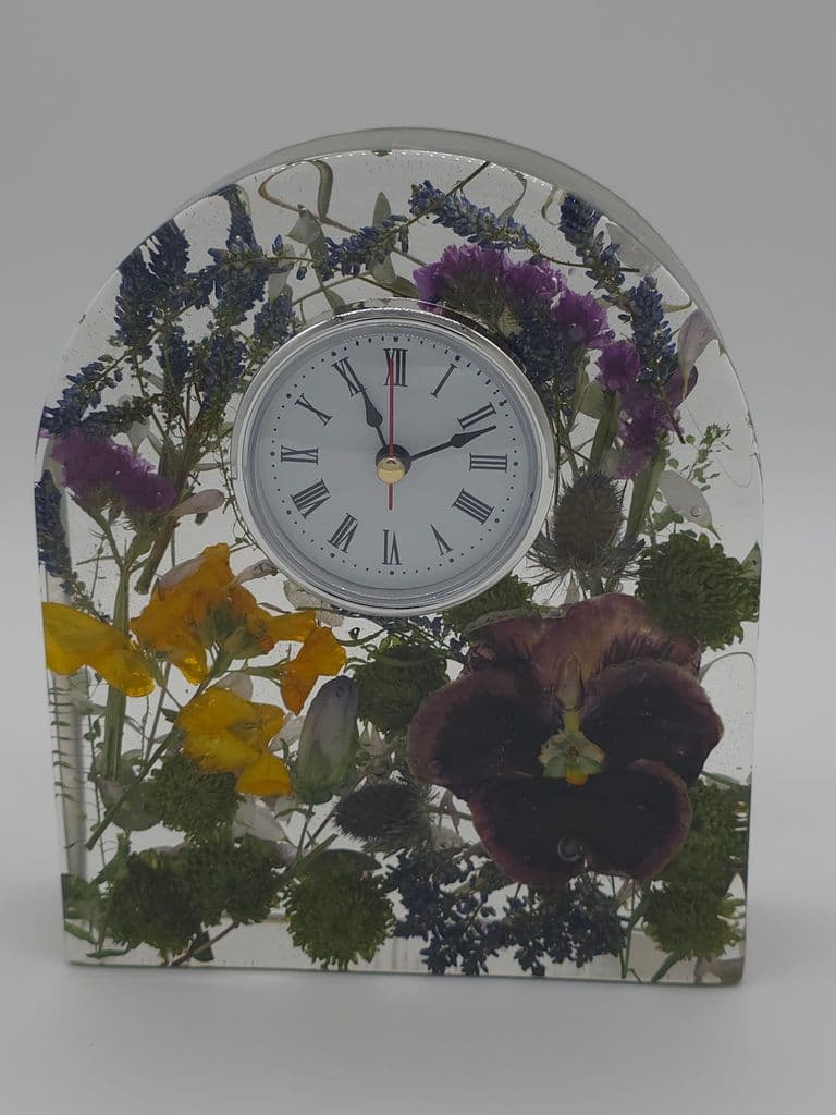 Arch- Medium with clock 