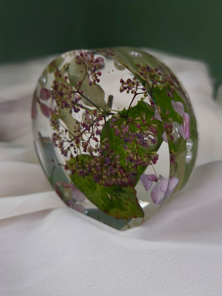 Small standing circle keepsake 